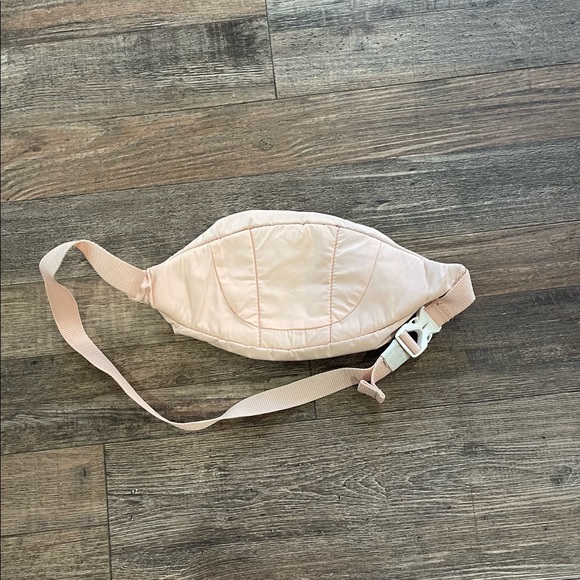 Adidas Fanny Pack - Picture 3 of 5